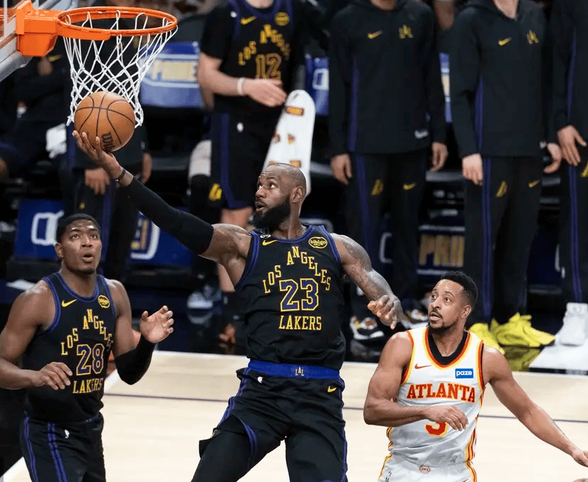 NBA最新排名出炉！湖人重回第5，火箭两队排名互换，勇士甩开一队