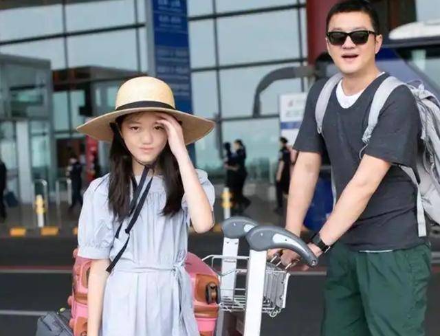 一日夫妻百日恩！这次春节李亚鹏和前妻联手，给离异夫妻上了一课